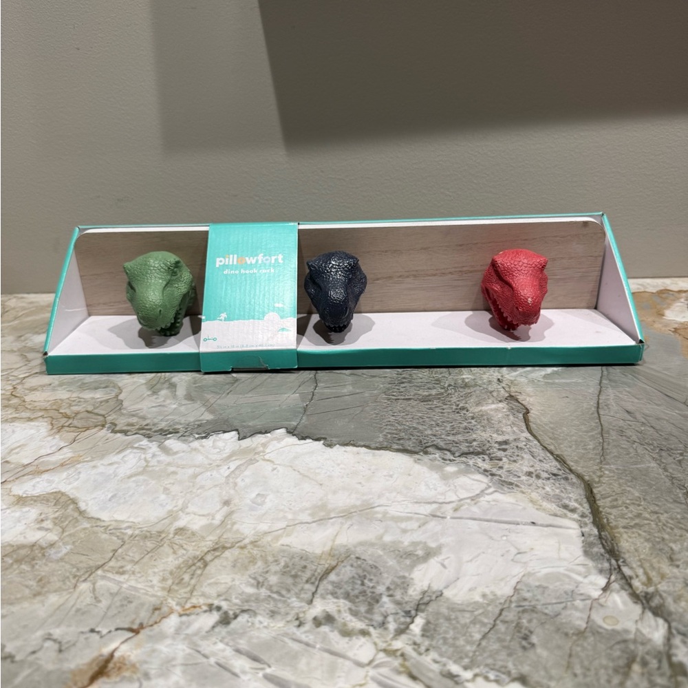 NWT Pillowfort Dino Hook Rack